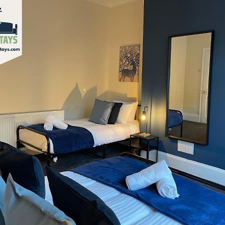 גטשהד Howe - Newly Refurbished 2 Bedroom Flat Free Parking מראה חיצוני תמונה
