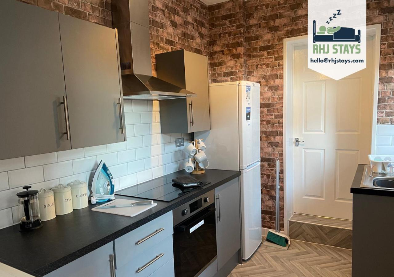 גטשהד Howe - Newly Refurbished 2 Bedroom Flat Free Parking מראה חיצוני תמונה